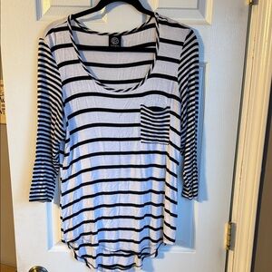 Bobeau Black and White Striped Long Sleeve Top